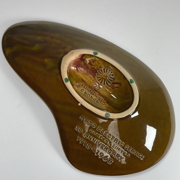 Advertising Ashtray by Sunburst Canada made for Auto Electric Services - Picture 5 of 11